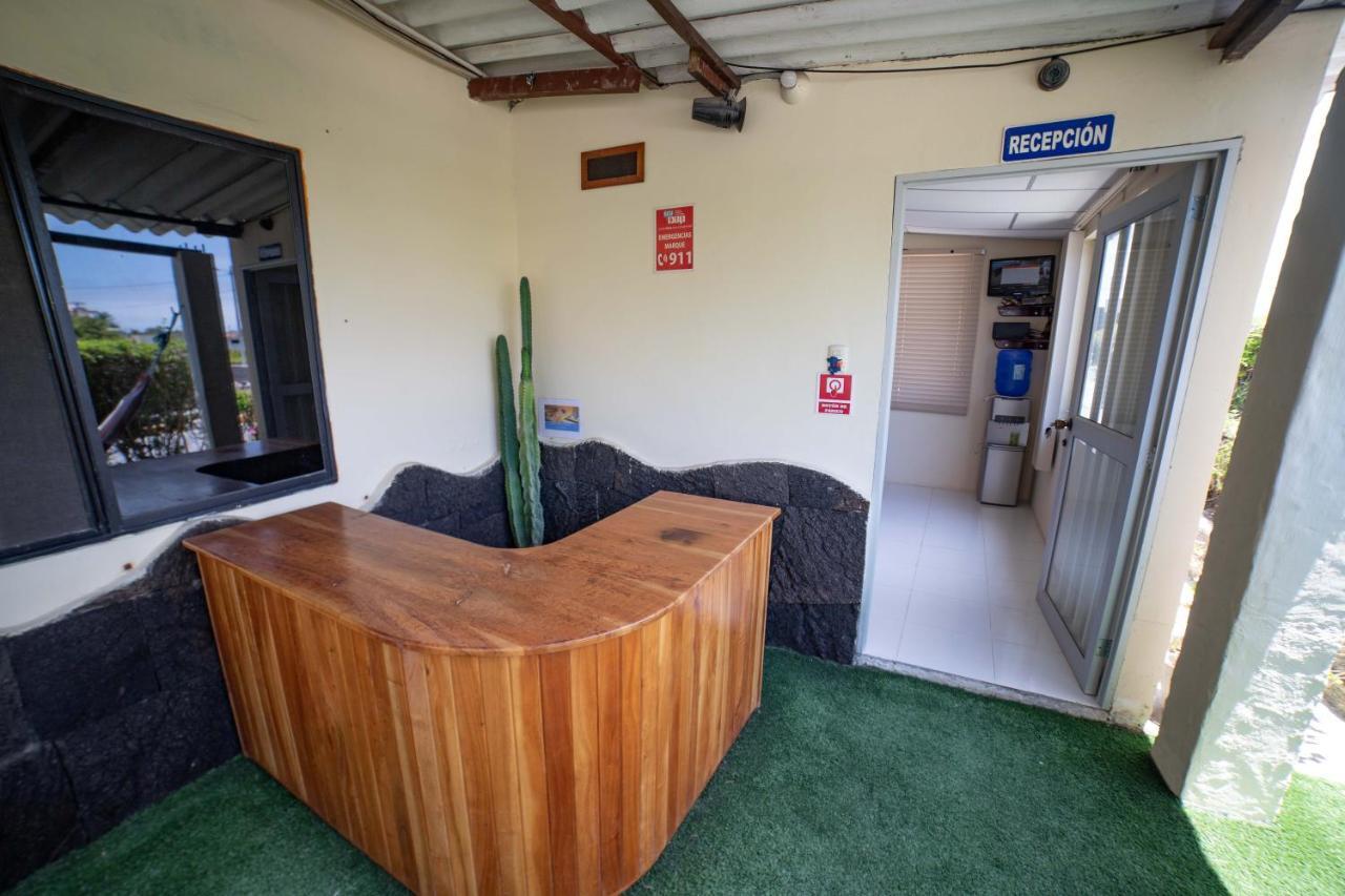 Hostal Gladismar Puerto Villamil Esterno foto